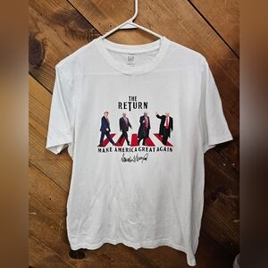 NWOT Trump shirt "The Return Make America Great Again" Gap